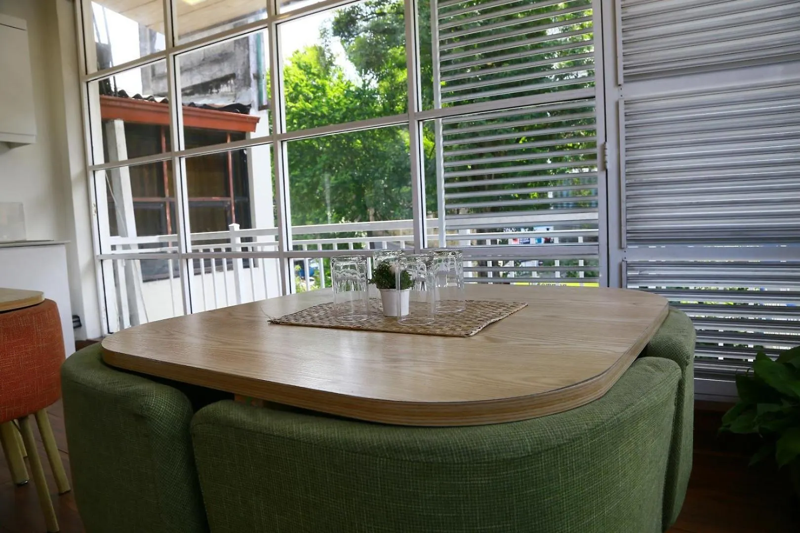 City Nest Inn Канди Отель